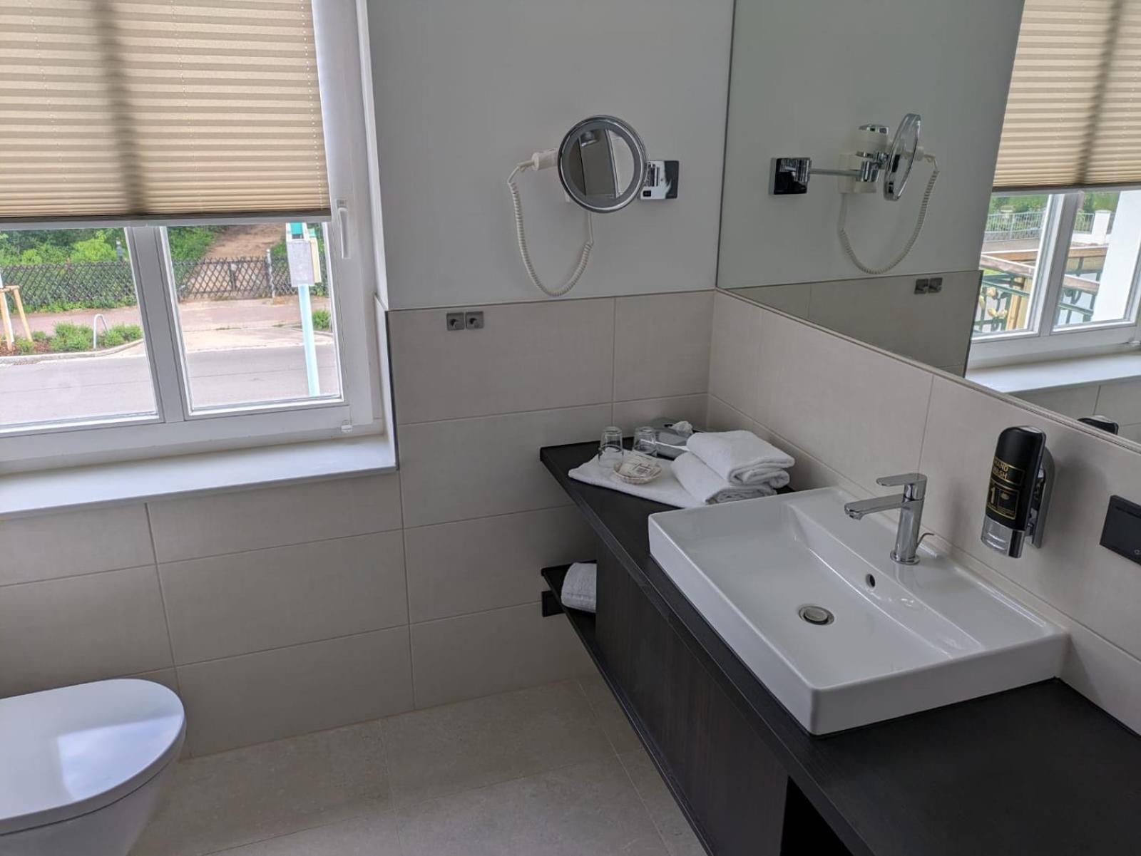 Seehotel Ecktannen Waren  Extérieur photo