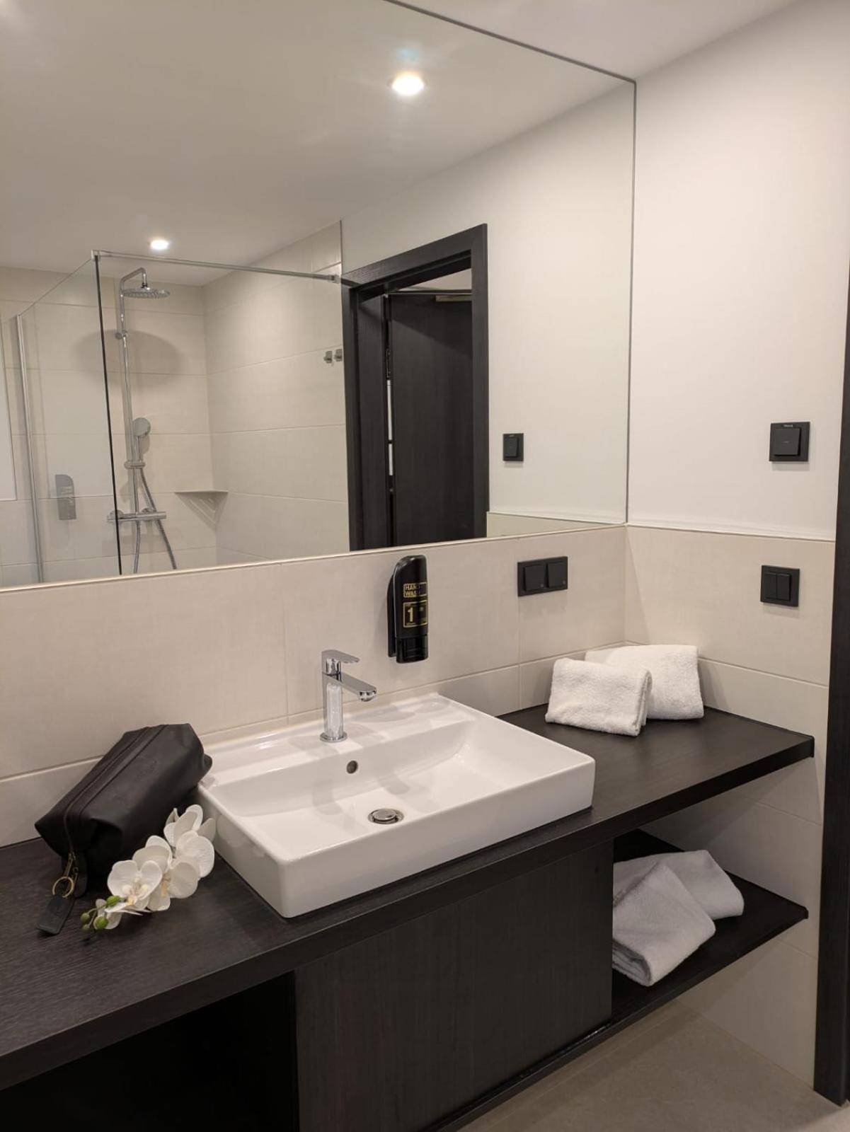 Seehotel Ecktannen Waren  Extérieur photo